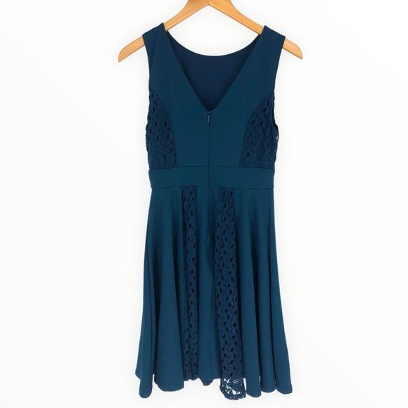 Altar’d State Sleeveless Lace Trim Fit & Flare Dress size Medium NWT - Picture 7 of 13